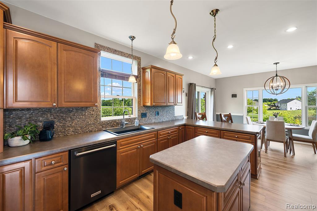 5035 Hidden Ridge Drive, Metamora, MI 48455 — Photo 17