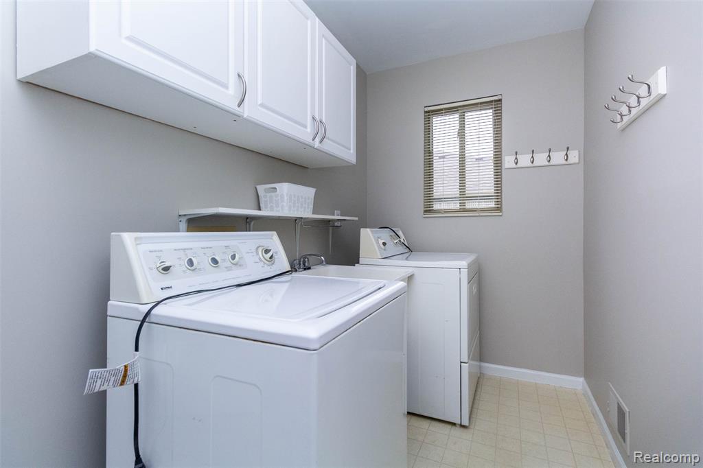 53395 Andrew Circle, New Baltimore, MI 48047 — Photo 25