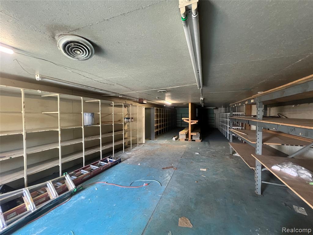 3417 W Ridgeway Avenue, Flint, MI 48504 — Photo 15