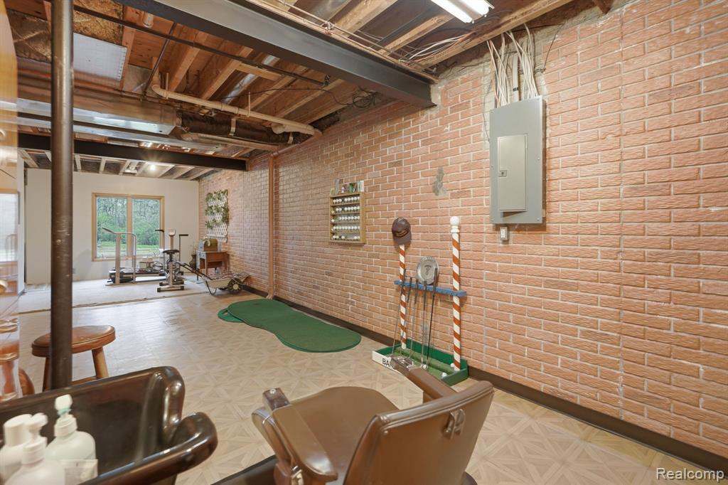 3630 S Shimmons Circle, Auburn Hills, MI 48326 — Photo 27