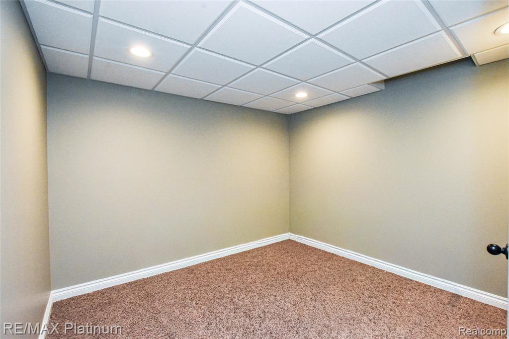 4215 Rolling Pines Court, Commerce Twp, MI 48382 — Photo 60