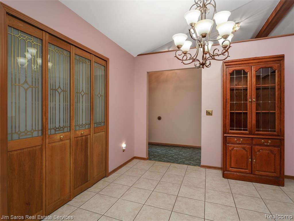 40252 Aynesley Street, Clinton Twp, MI 48038 — Photo 9