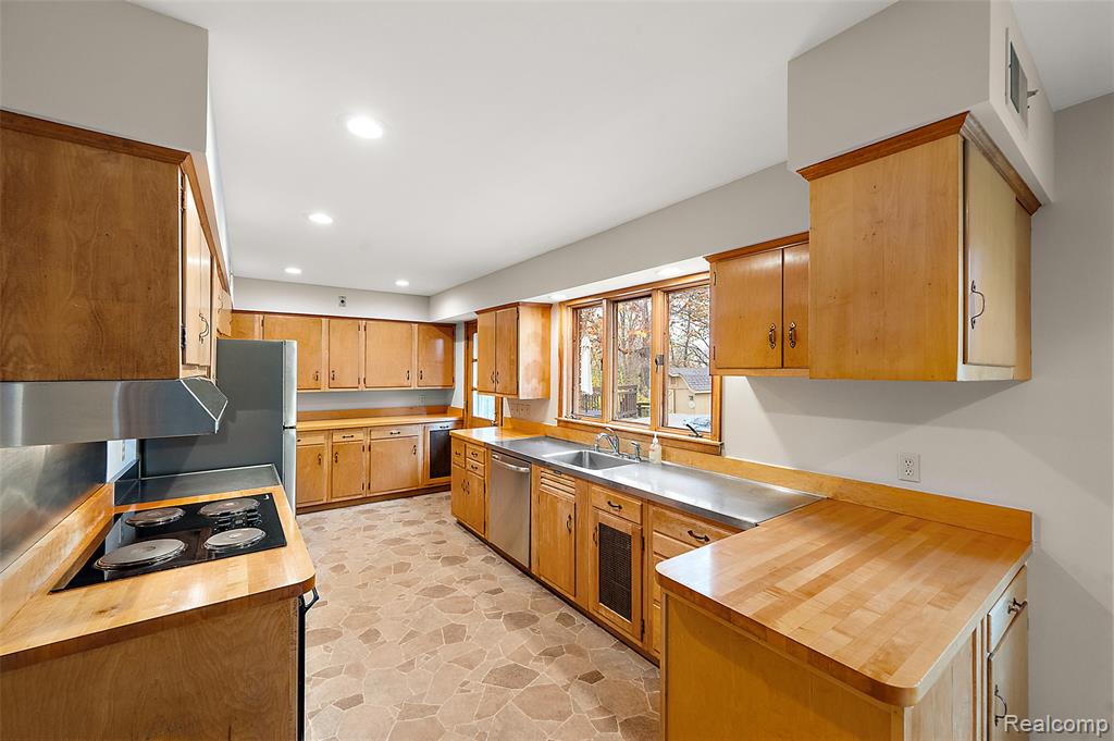 6400 N Rochester Road, Rochester Hills, MI 48306 — Photo 41