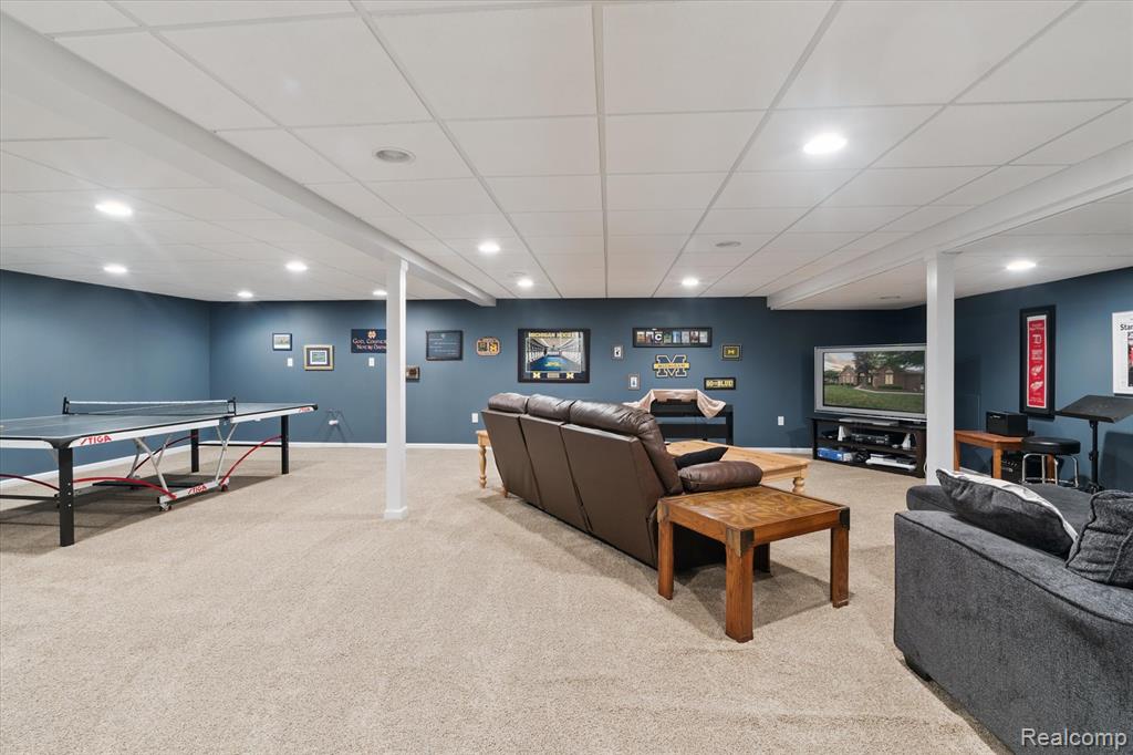 47509 Brockmor Drive, Shelby Twp, MI 48315 — Photo 35