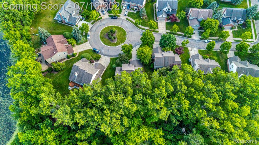 42790 Ledgeview Drive, Novi, MI 48377 — Photo 39