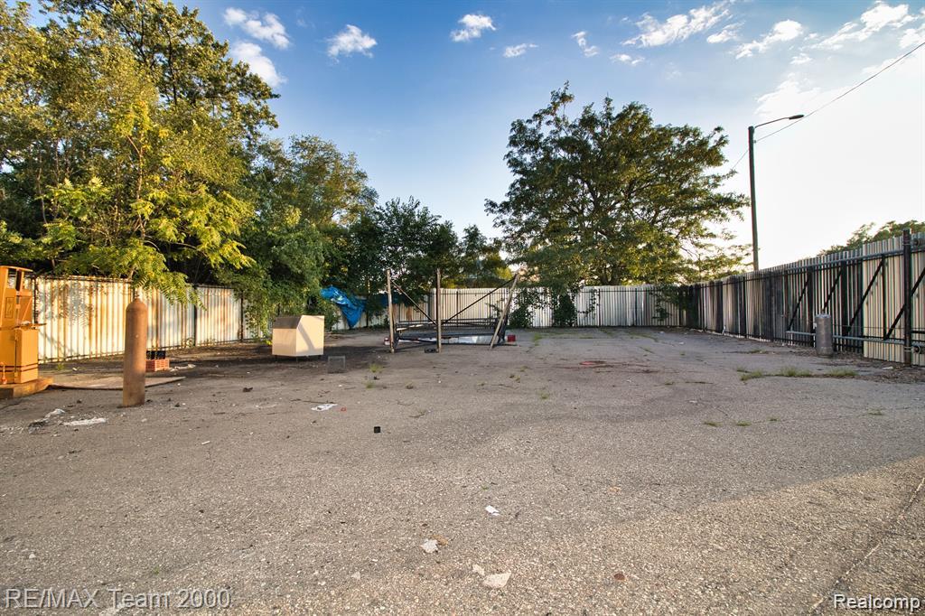 8401 W Chicago, Detroit, MI 48204 — Photo 9