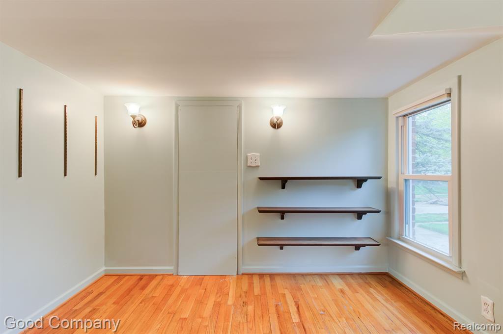 4008 PARKVIEW Drive, Royal Oak, MI 48073 — Photo 33