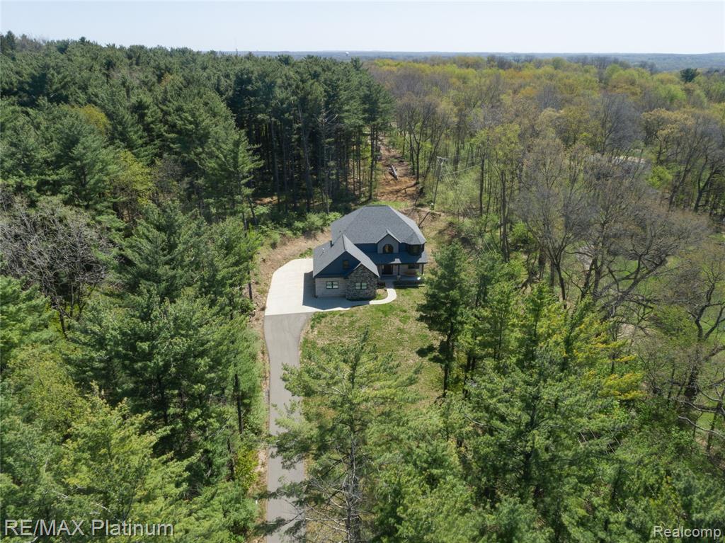 3705 High Hillcrest Drive, Howell, MI 48843 — Photo 40