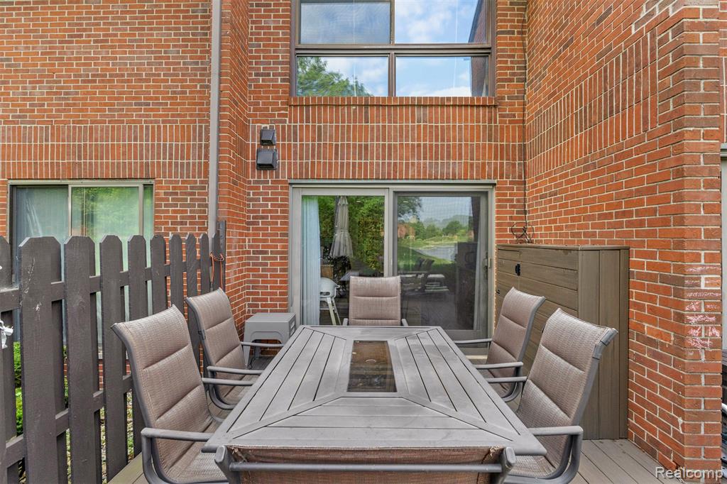 3011 Lindenwood Drive, Dearborn, MI 48120 — Photo 39