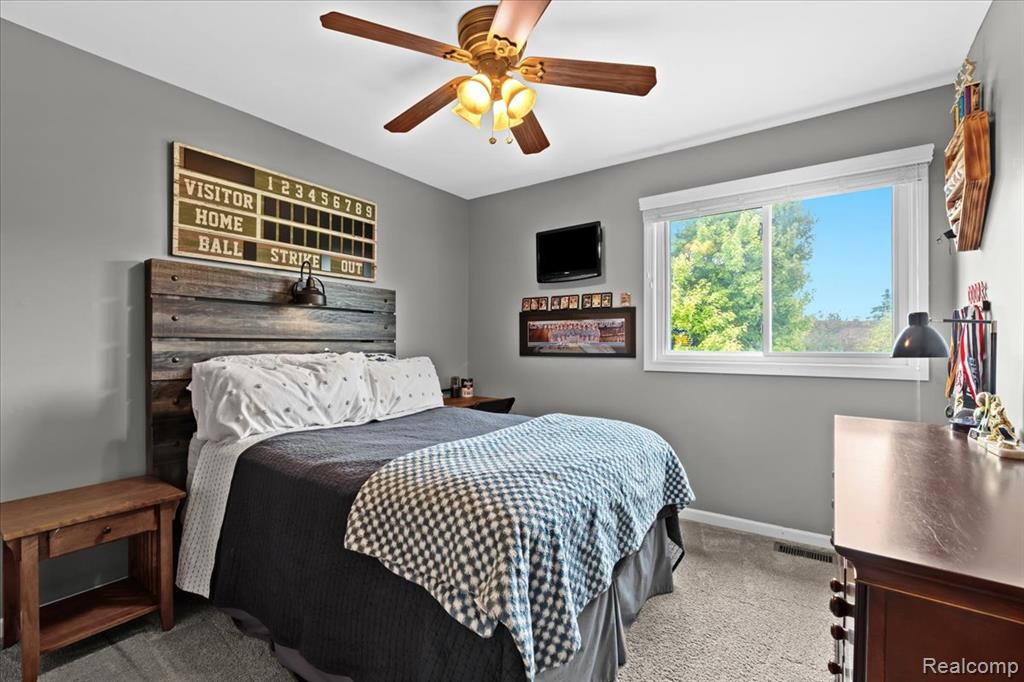 45030 Glengarry Road, Canton, MI 48188 — Photo 14