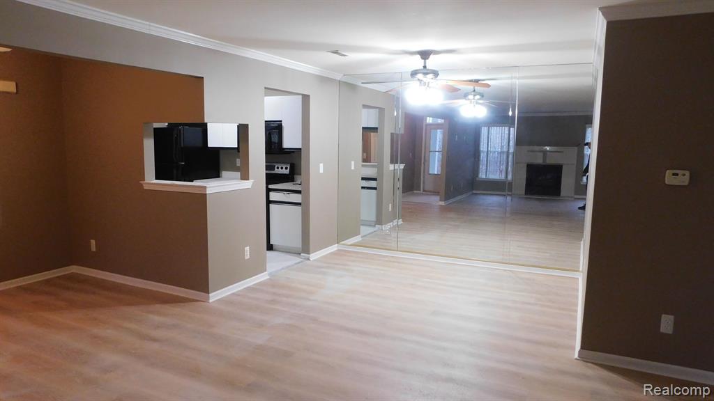 44762 MARIGOLD Drive, Sterling Heights, MI 48314 — Photo 7