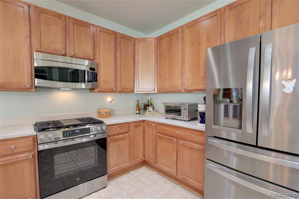 26489 Higgins Way, Flat Rock, MI 48134 — Photo 17