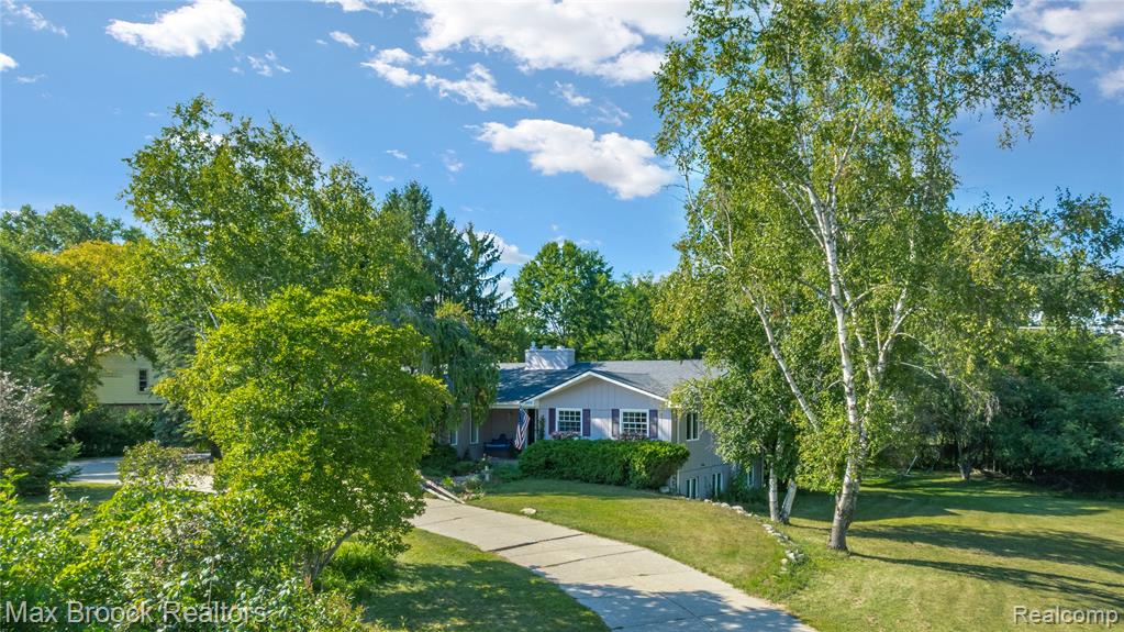 35550 Pleasant Valley Road, Farmington Hills, MI, 48331