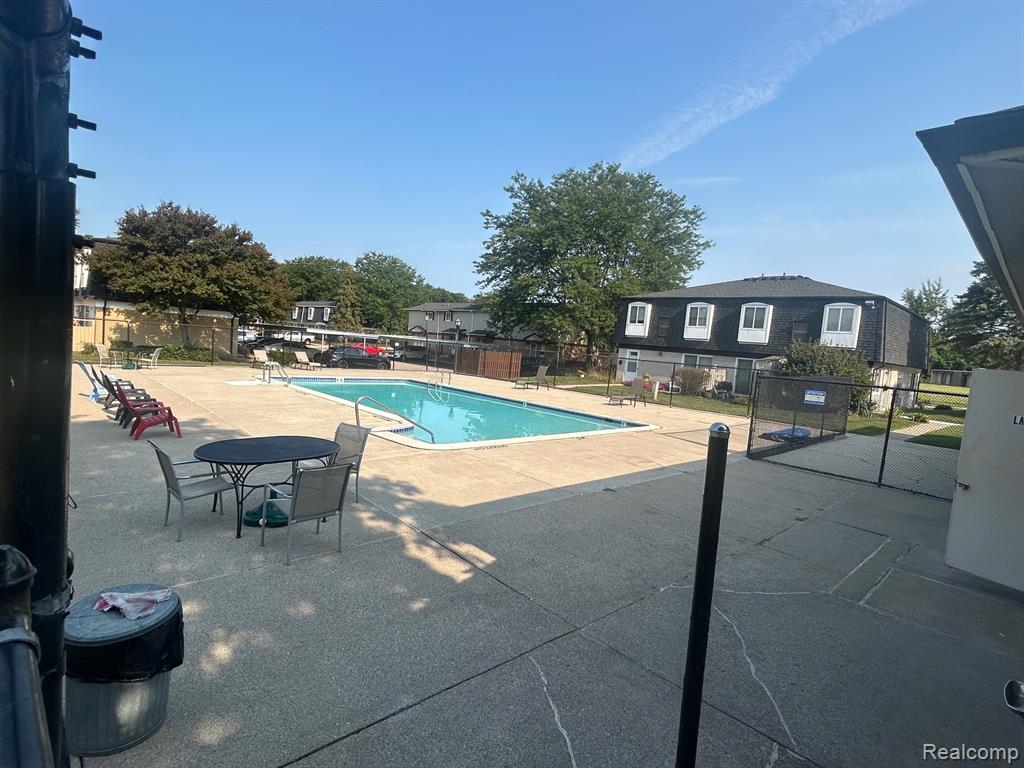 41168 N WOODBURY GREEN, Belleville, MI 48111 — Photo 17