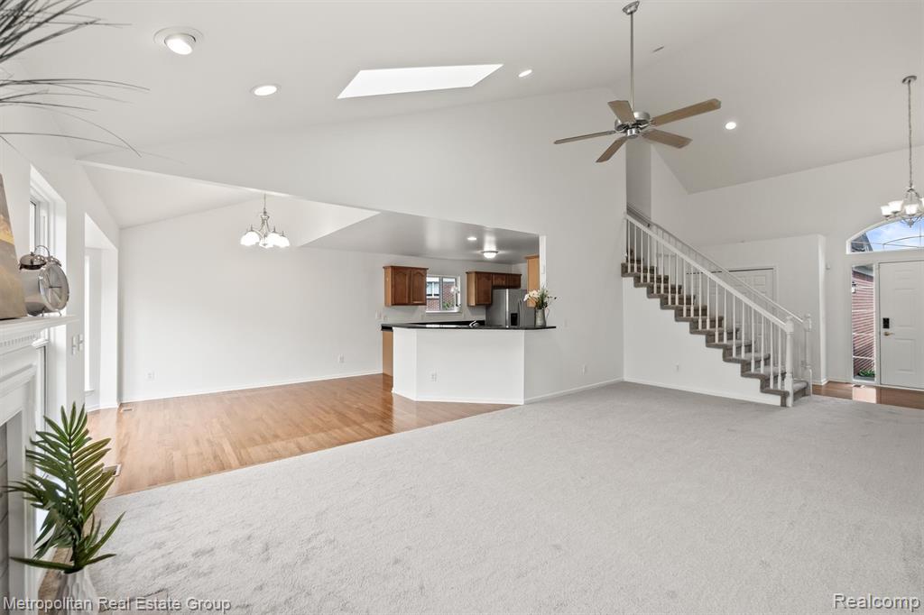 30207 Viewcrest Court, Novi, MI 48377 — Photo 5
