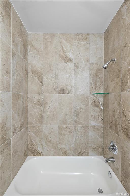 8280 Heywood Circle, 2, Sterling Heights, MI 48312 — Photo 28