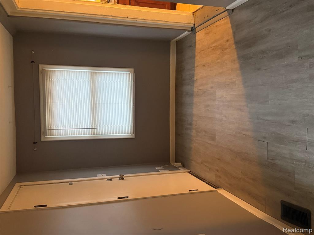 466 S Edith Avenue, Pontiac, MI 48341 — Photo 6