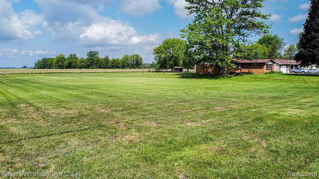 9316 EAST Road, Burt, MI 48417 — Photo 37
