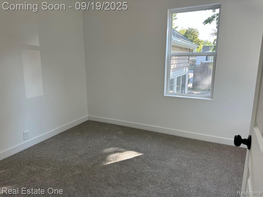 6089 Lapeer Road, Burton, MI 48509 — Photo 4