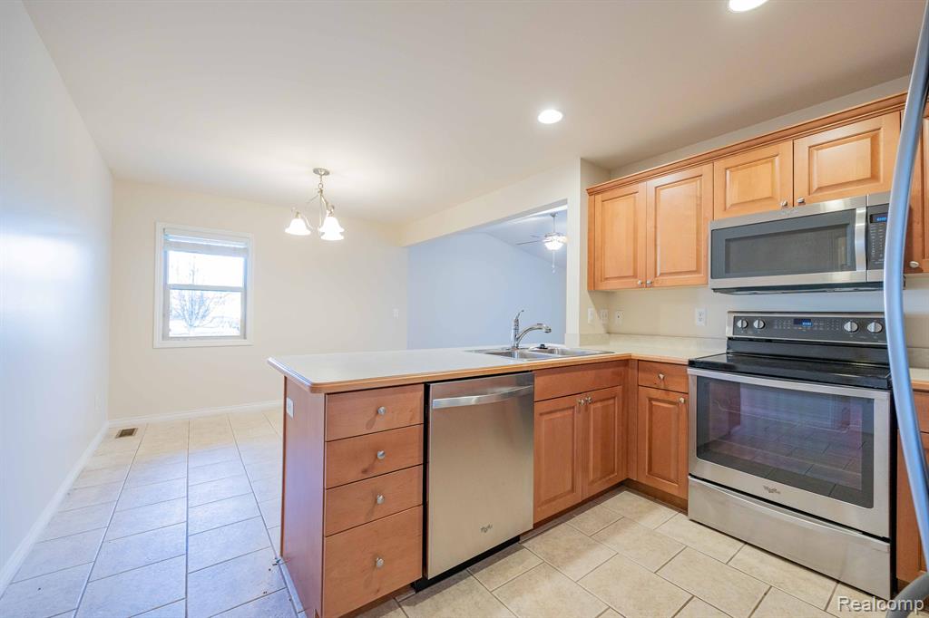 37575 N DIANNE Lane, New Boston, MI 48164 — Photo 14