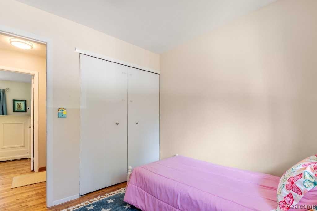 369 LARKSPUR Street, Ann Arbor, MI 48105 — Photo 18