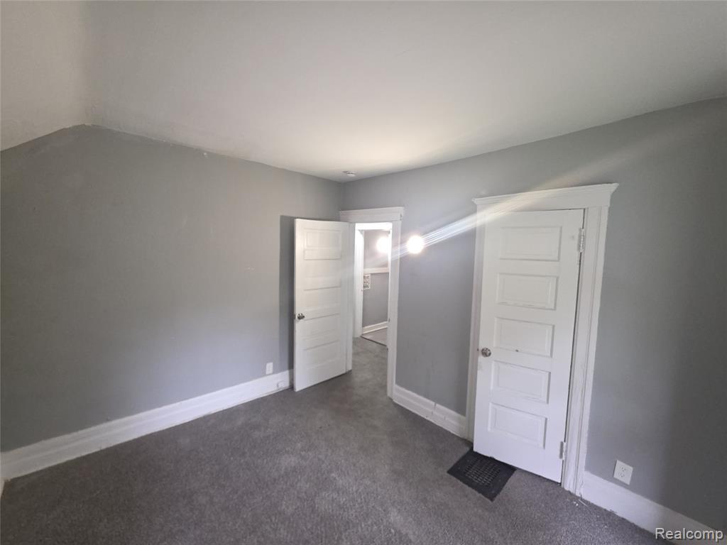 560 Woodland Street, Detroit, MI 48202 — Photo 11