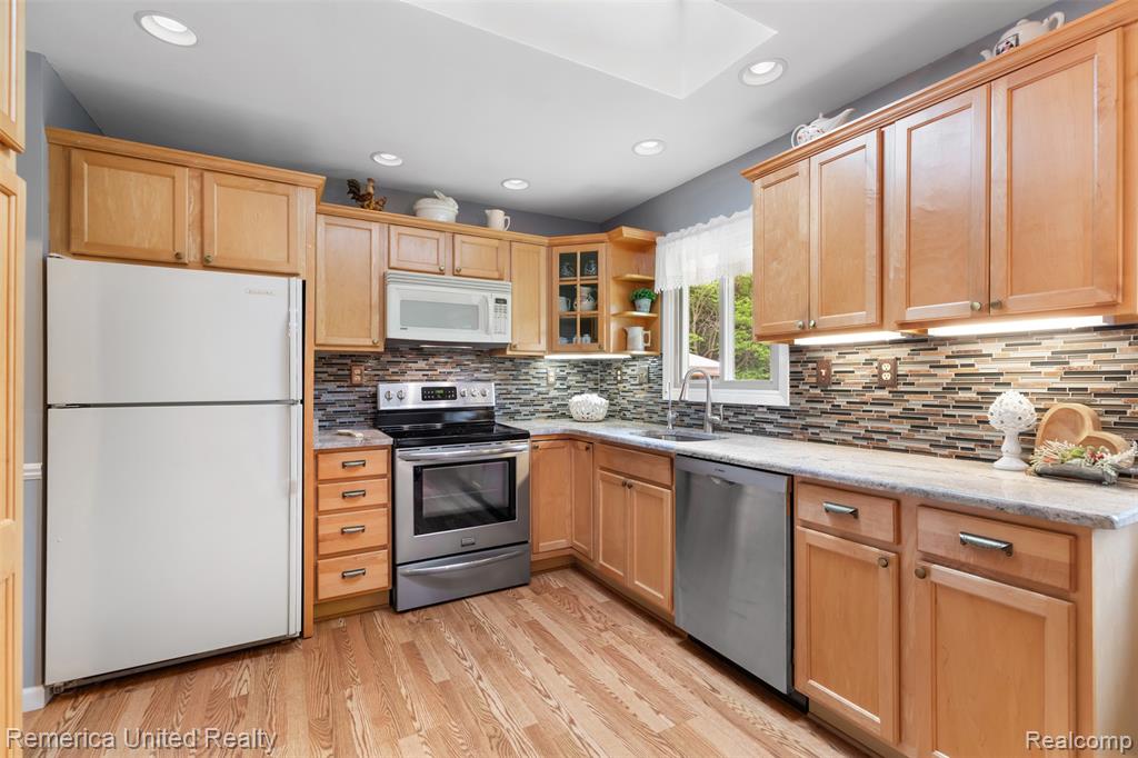 8763 Bishop Road, Brighton, MI 48116 — Photo 6