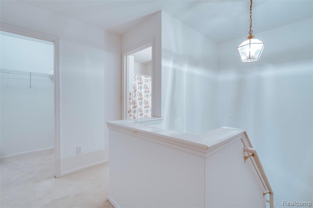 37306 Amhurst Drive, Westland, MI — Photo 27