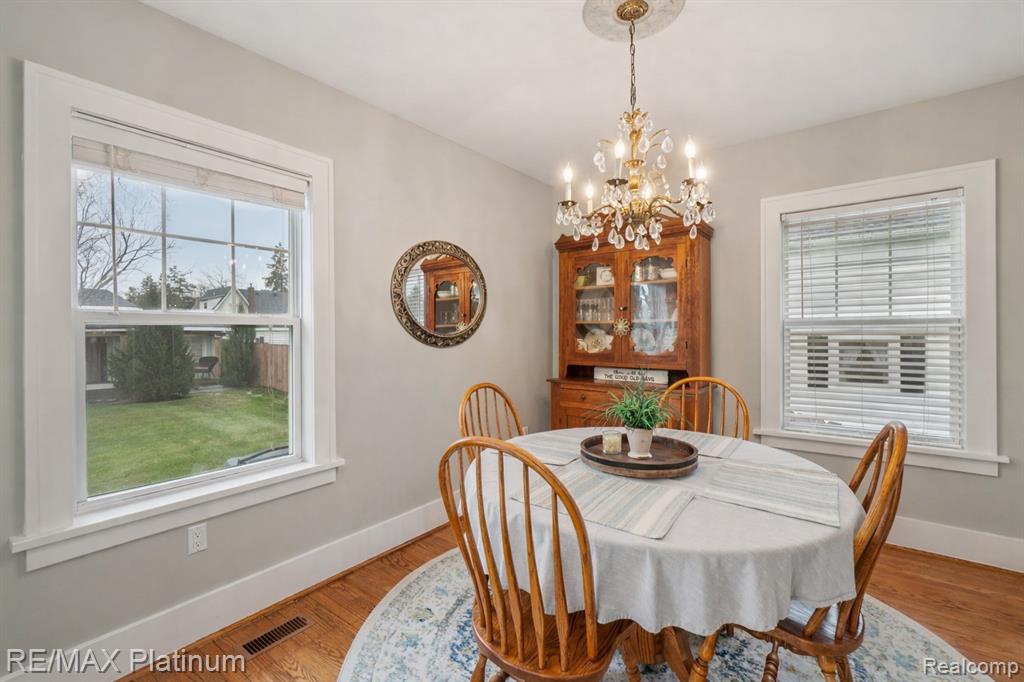 409 S Walnut Street, Howell, MI 48843 — Photo 5