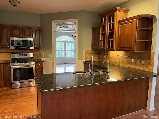 7942 River Run Drive, Brighton, MI 48116 — Photo 14