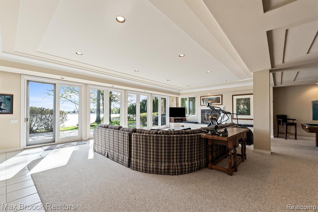 1832 Long Lake Shore Drive, Bloomfield Hills, MI 48302 — Photo 60
