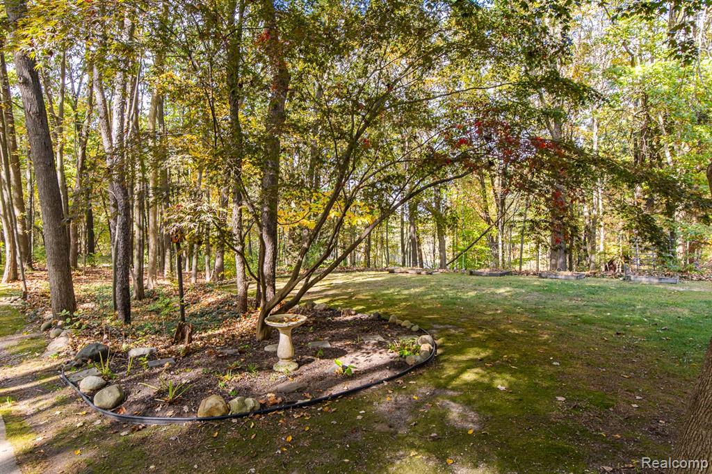 1969 Woodsman Drive, Ortonville, MI 48462 — Photo 57