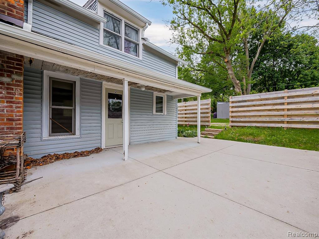 654 HICKORY unit 2 Street, Milford, MI 48381 — Photo 14