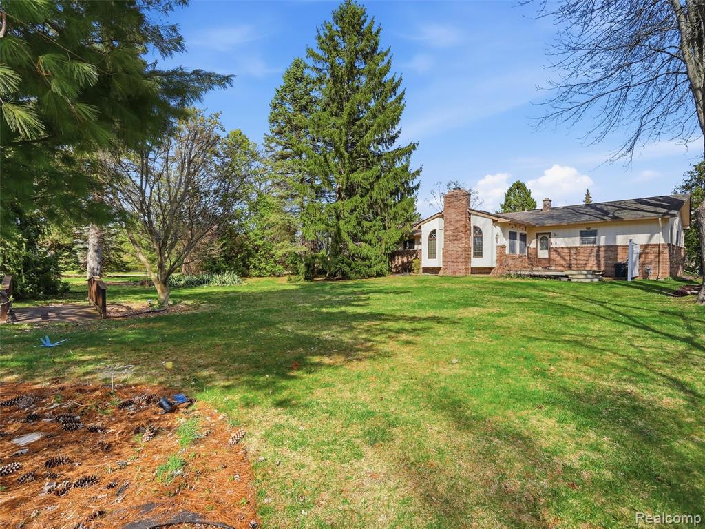 49455 Schoenherr Road, Utica, MI 48315 — Photo 28