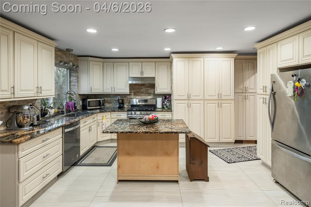 15701 Middlebelt Road, Romulus, MI 48174 — Photo 20