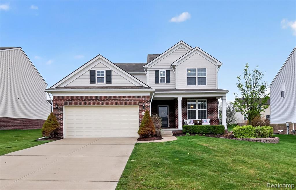 30192 Macintosh Lane, New Hudson, MI 48165 — front exterior