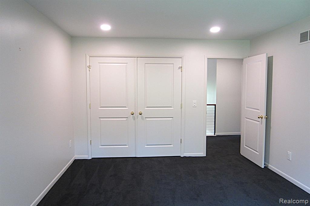 31115 Stafford St, Beverly Hills, MI 48025 — Photo 36