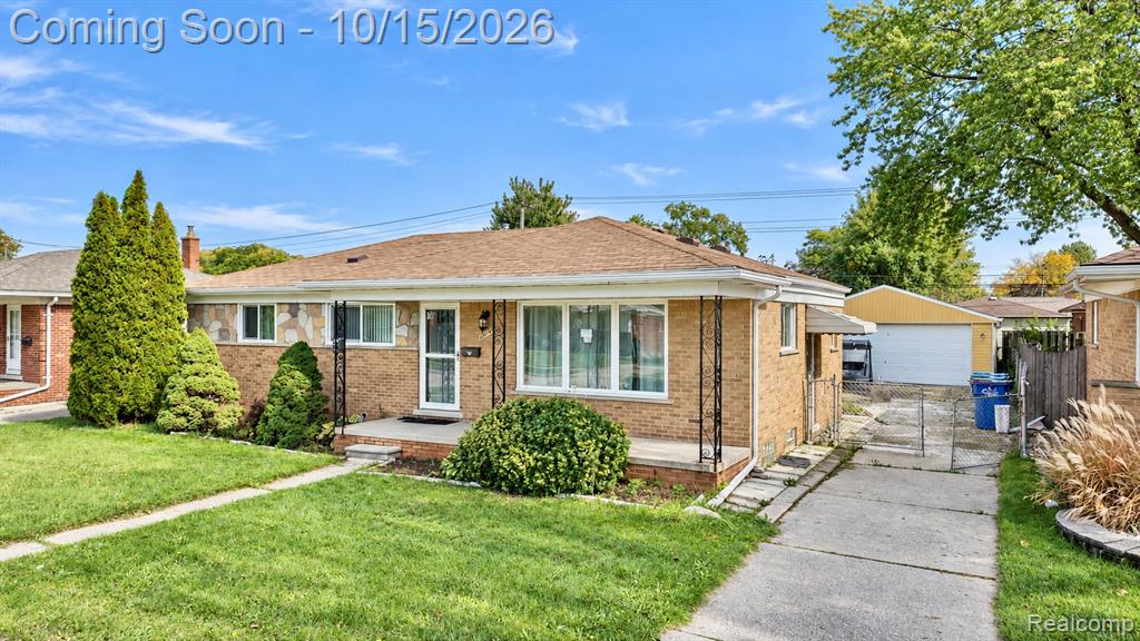 24734 Patricia Avenue, Warren, MI 48091