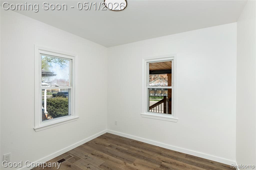 23393 Hoover Avenue, Hazel Park, MI 48030 — Photo 10