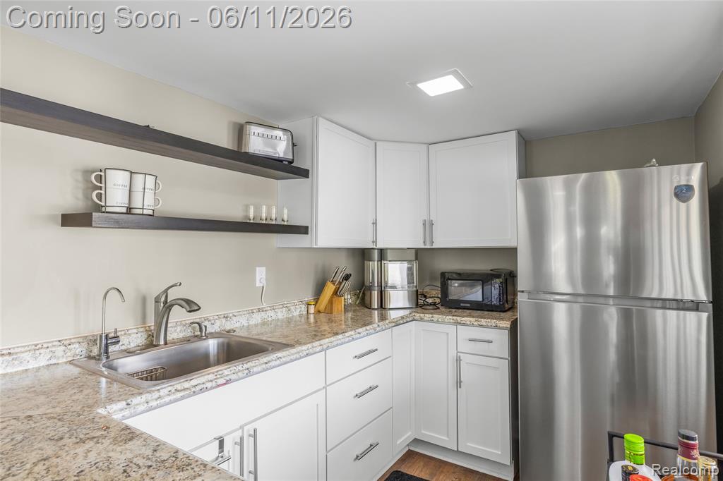 4661 Sashabaw Road, Waterford, MI 48329 — Photo 27