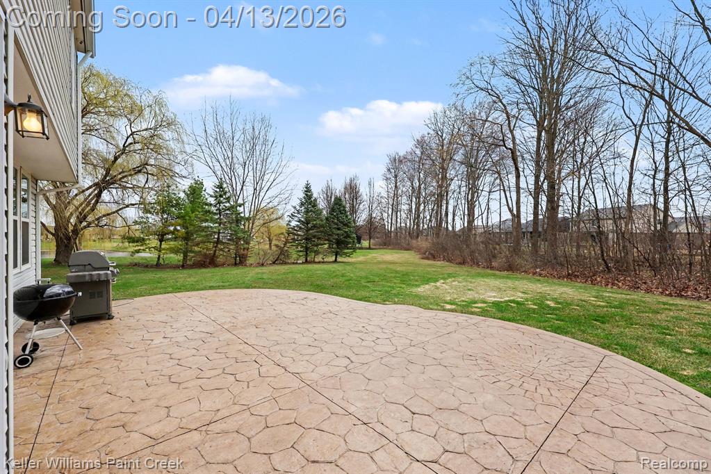 18124 Bayside Drive, Macomb, MI 48042 — Photo 21