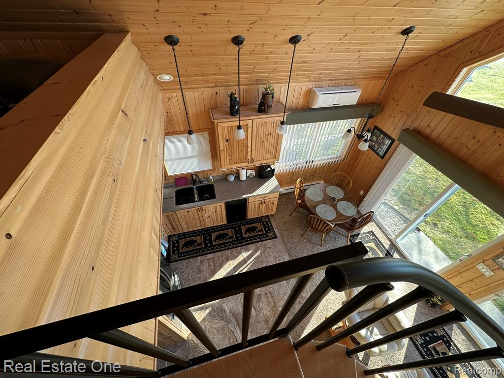 8175 E HOUGHTON LAKE, 1, Houghton Lake, MI 48629 — Photo 27