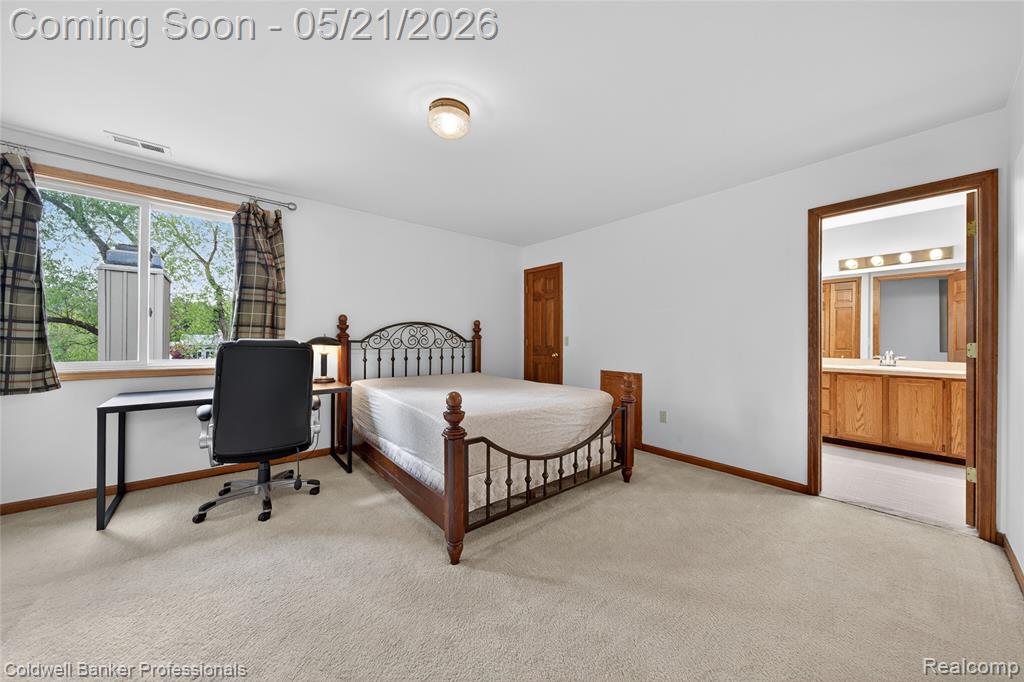 2076 Shore Hill Court, West Bloomfield, MI 48323 — Photo 27
