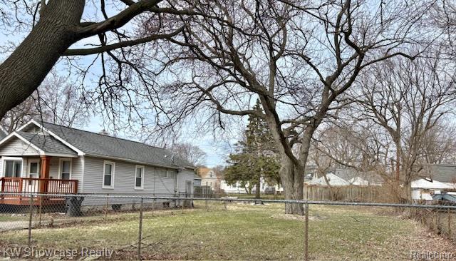 683 E Mansfield Avenue, Pontiac, MI 48340 — Photo 2