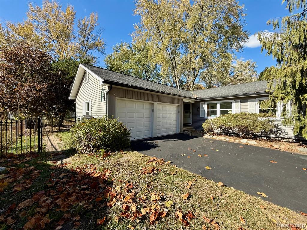 4973 Danbury Drive, Troy, MI 48085 — Photo 63