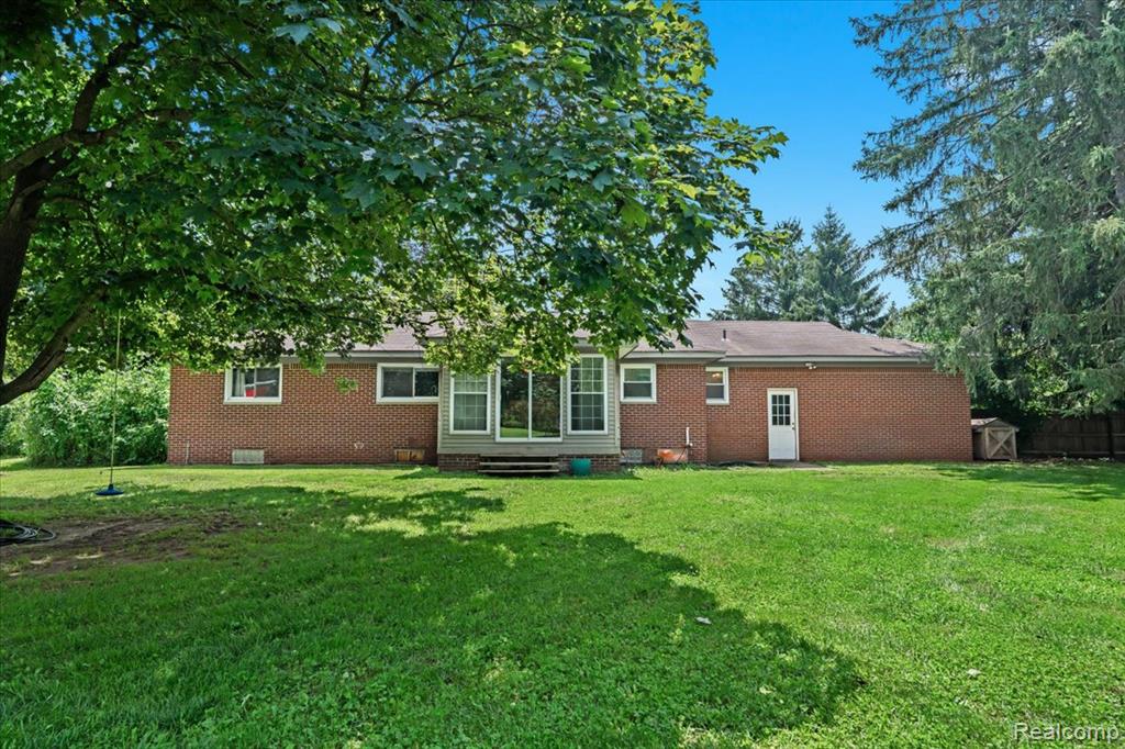 57934 Travis Road, New Hudson, MI 48165 — Photo 20