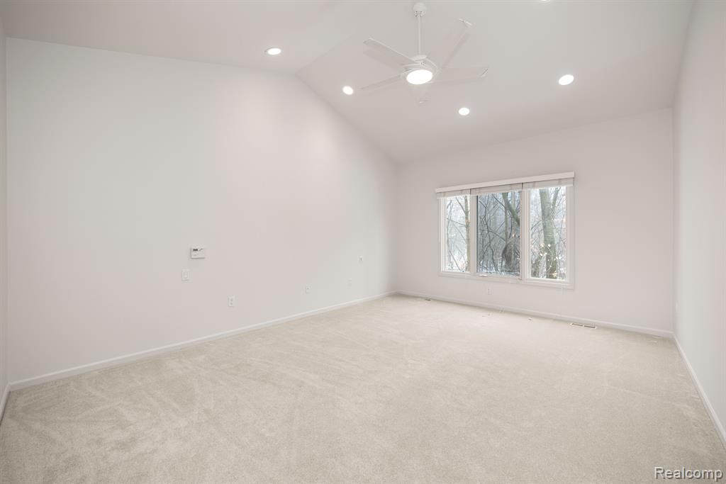 7258 CRACKLING CREEK Circle, West Bloomfield, MI — Photo 18