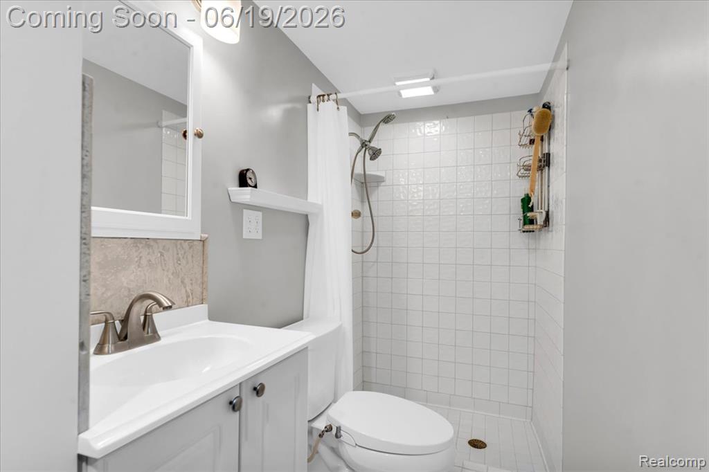 2957 Thomas Avenue, Berkley, MI 48072 — Photo 24