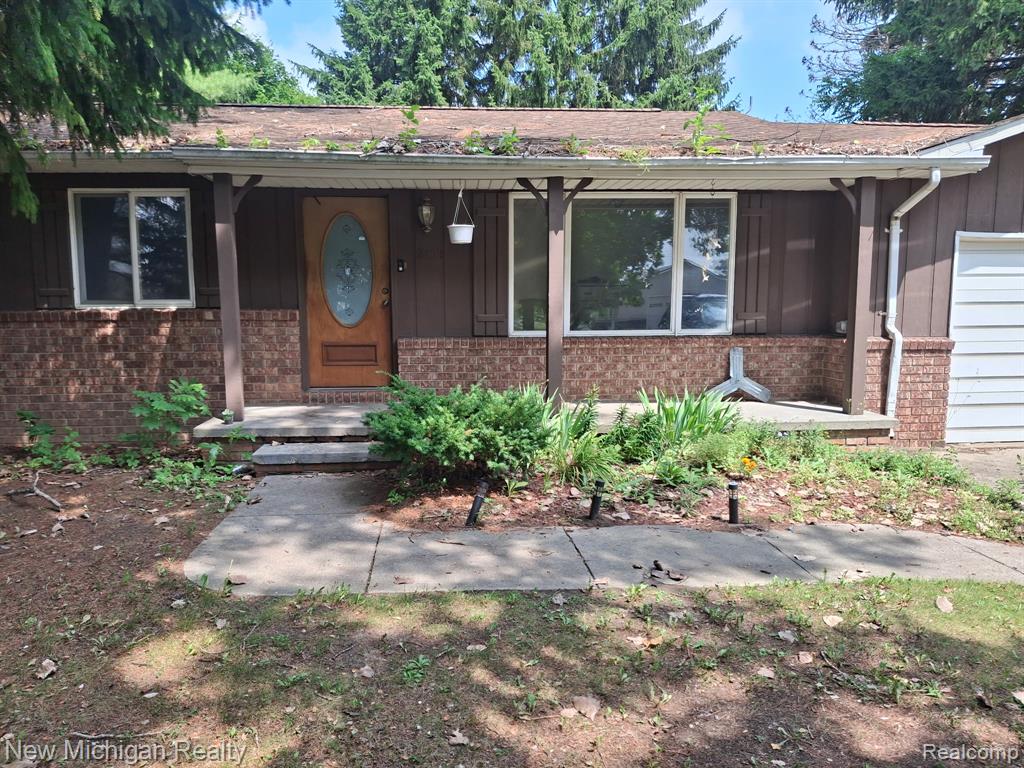 2433 Willow Street, Deckerville, MI 48427