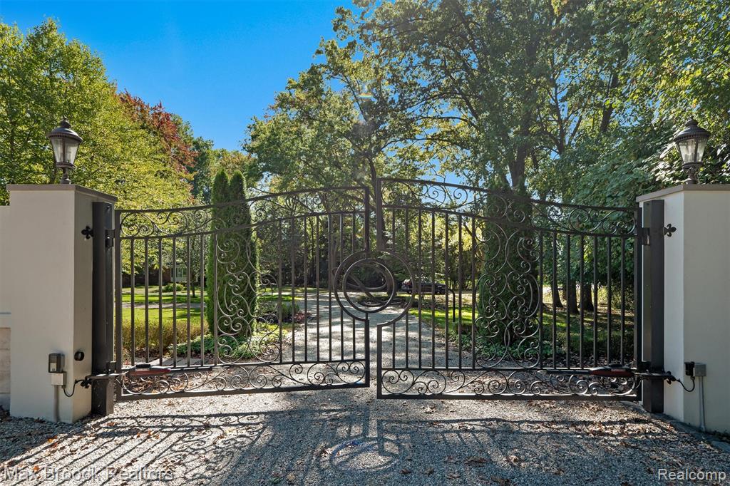 5190 Clarendon Crest Street, Bloomfield Hills, MI 48302 — Photo 91